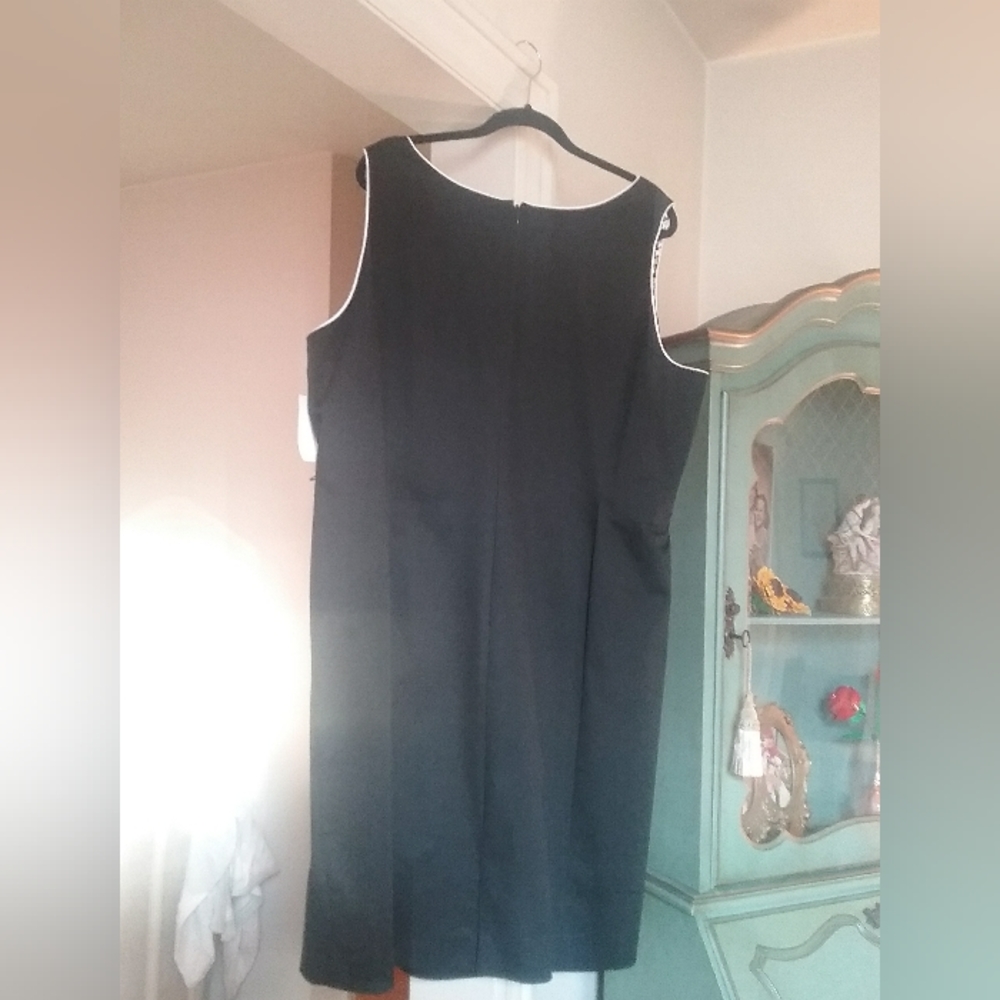 Tahari Dress with Jacket Size 22- Lined in Black and White Houndstooth - NWT - Picture 3 of 9